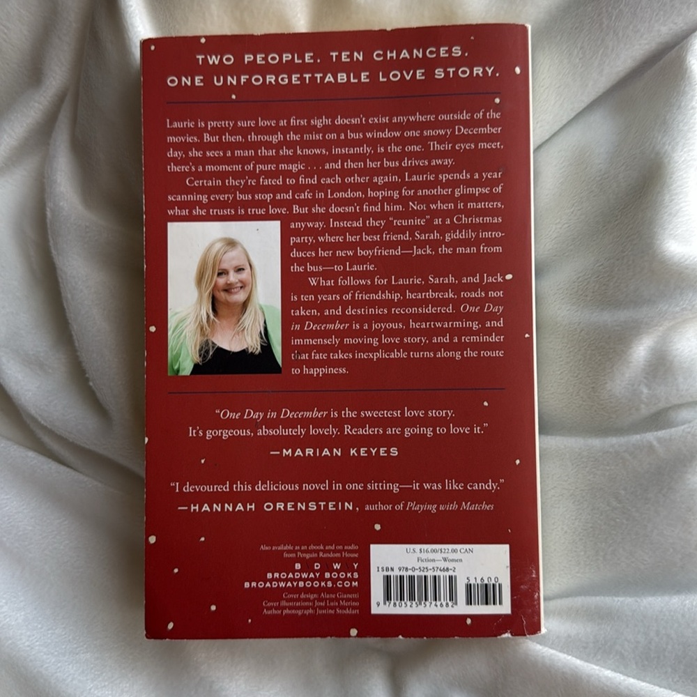 One Day In December by Josie Silver Paperback Romance Book. - Picture 4 of 13